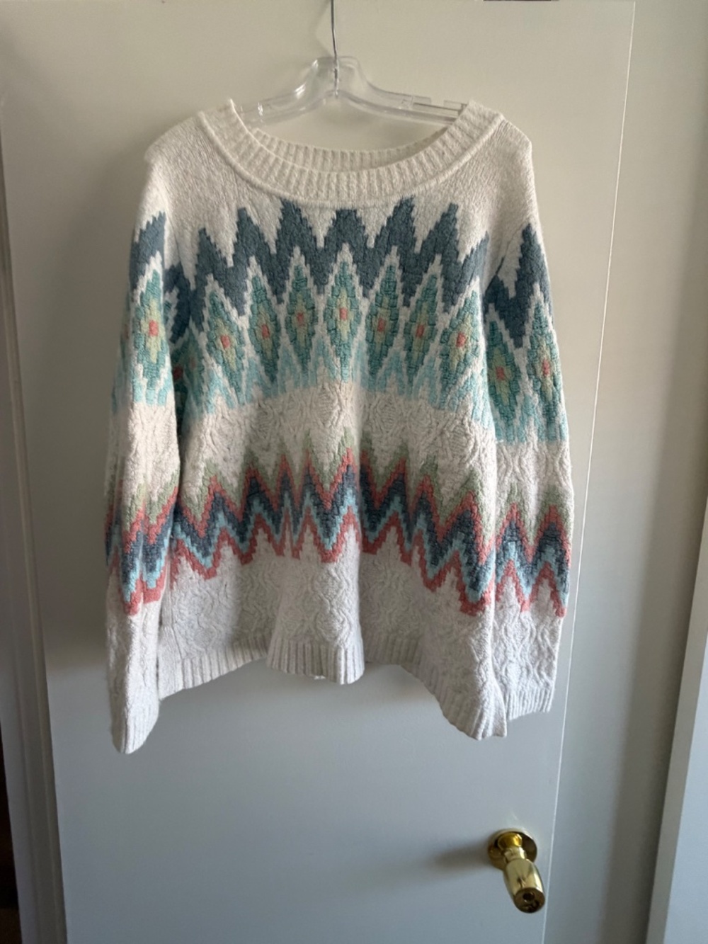 Diamond Pattern Sweater - Multi-color - Picture 2 of 3